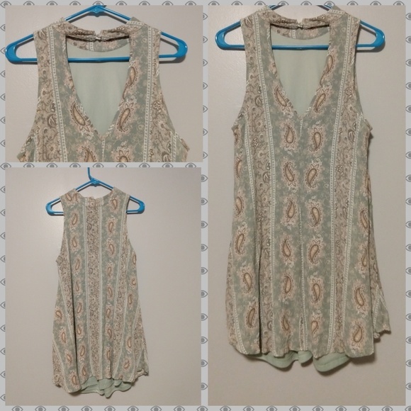 Deep V-Neck Blouse - Picture 6 of 8